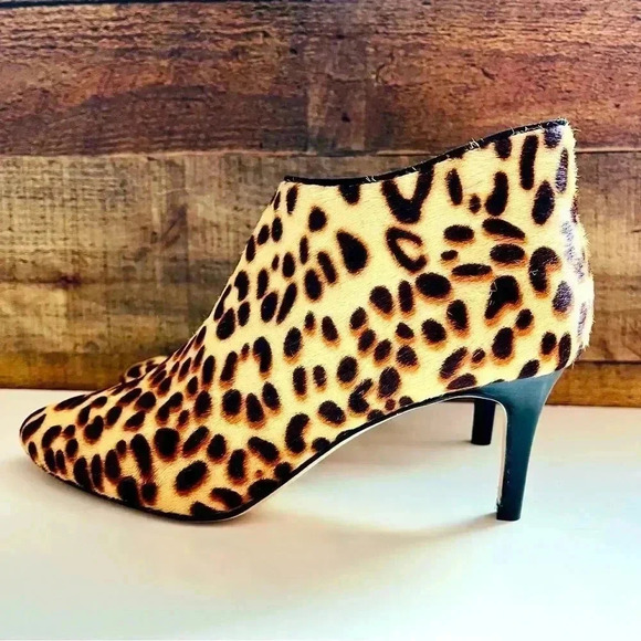 NWT Pelle Moda - Leopard Calf Hair Yelm Heel Bootie - Picture 3 of 10
